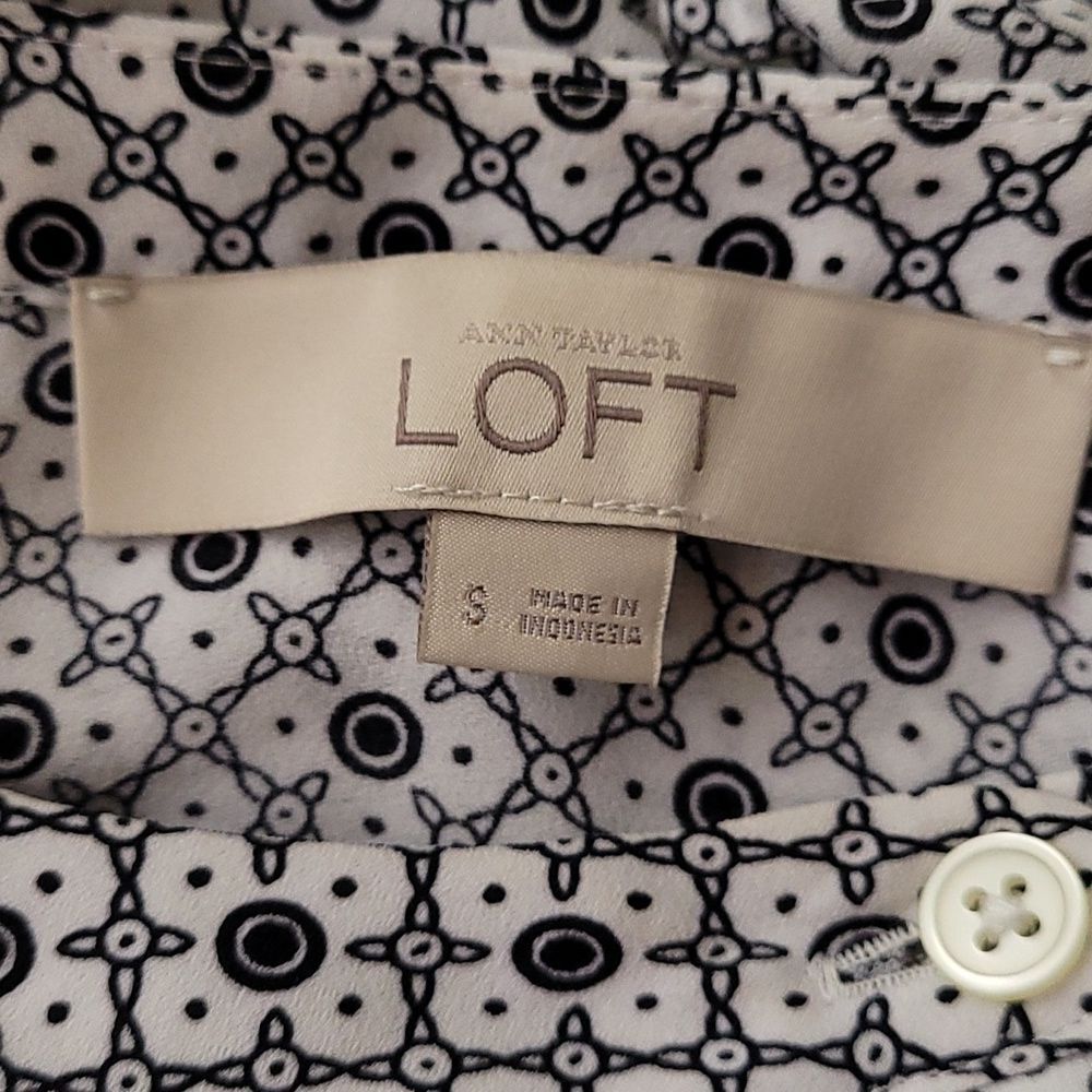 Loft Monochrome Patterned Blouse Small - image 4